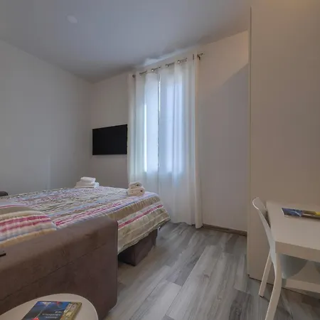 Villa Biliotti House *
