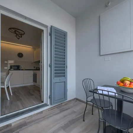 Villa Biliotti House *